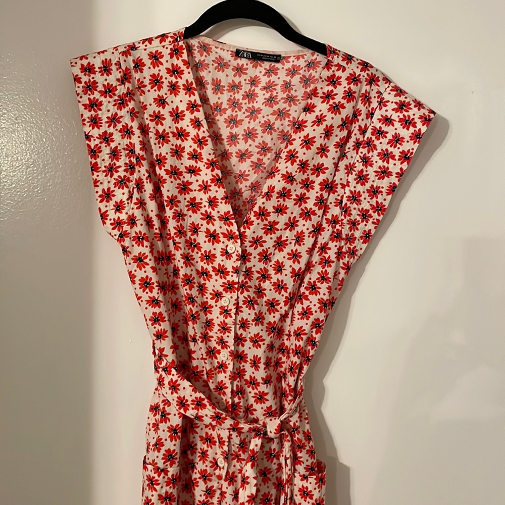 Zara medium floral jumpsuit - Picture 4 of 8